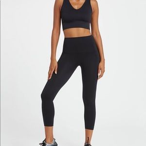 Spanx Cropped “Look at Me Now” legging